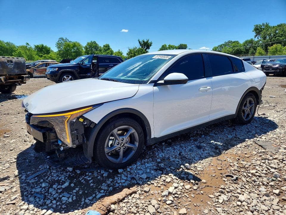 2025 KIA K4 LXS 1