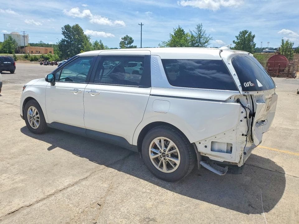 2024 KIA CARNIVAL LX 2