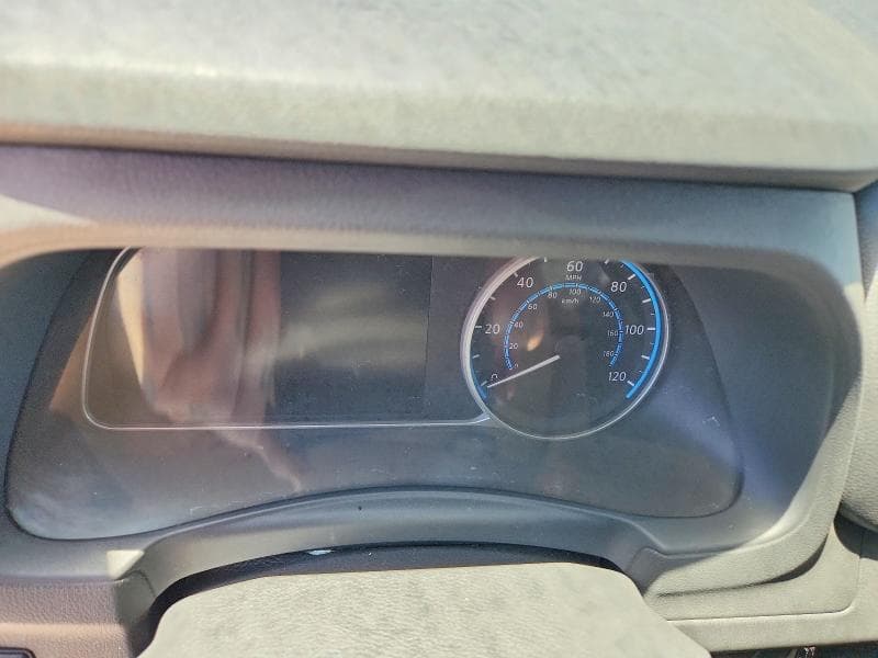 2022 NISSAN LEAF 9