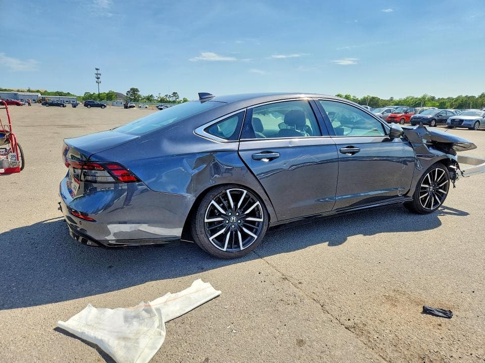 2024 HONDA ACCORD TOURING HYBRID 3
