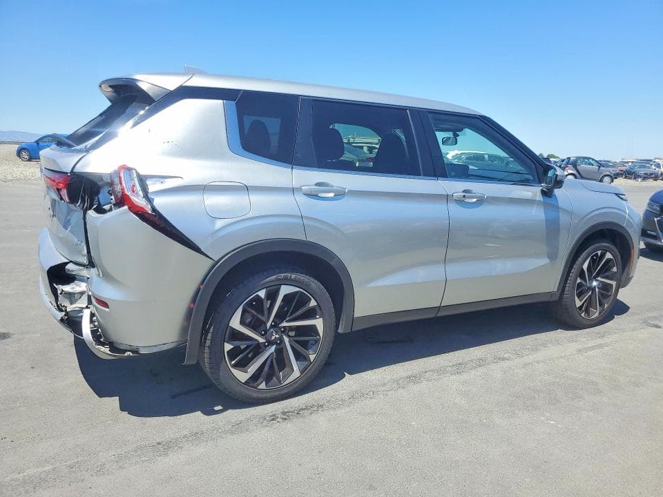 2024 MITSUBISHI OUTLANDER SE 3