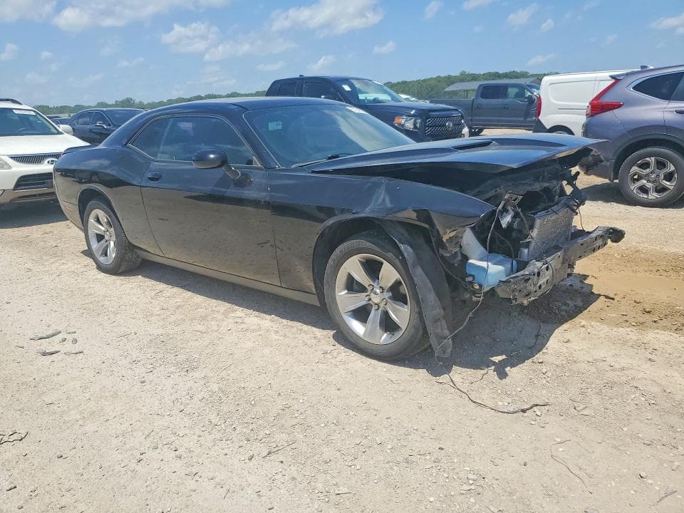 2020 DODGE CHALLENGER SXT 4