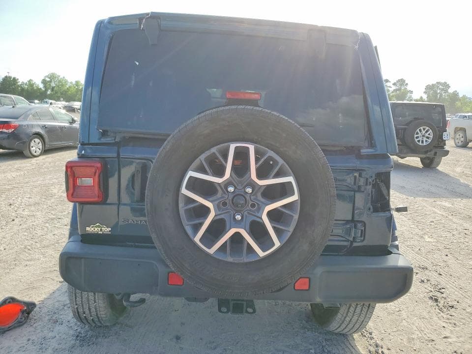 2025 JEEP 3RD AXLE 6