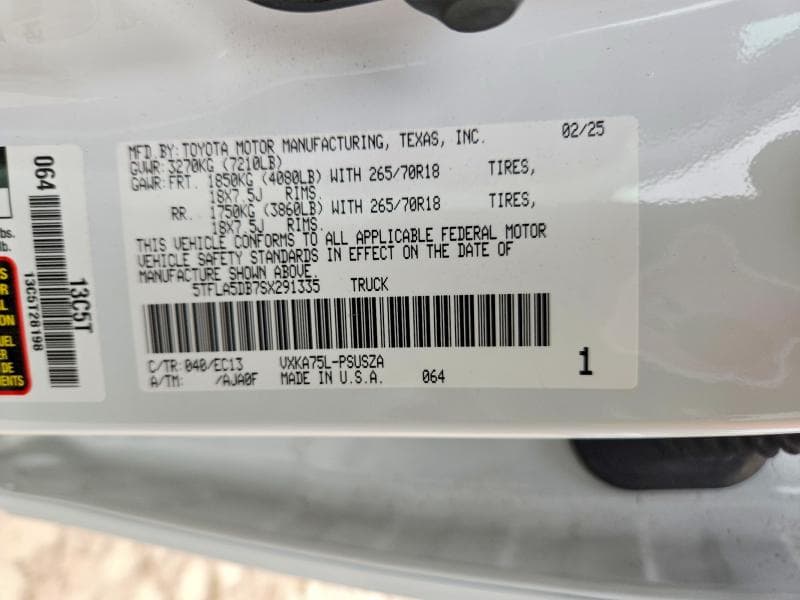 2025 TOYOTA TUNDRA SR5 SR5 12