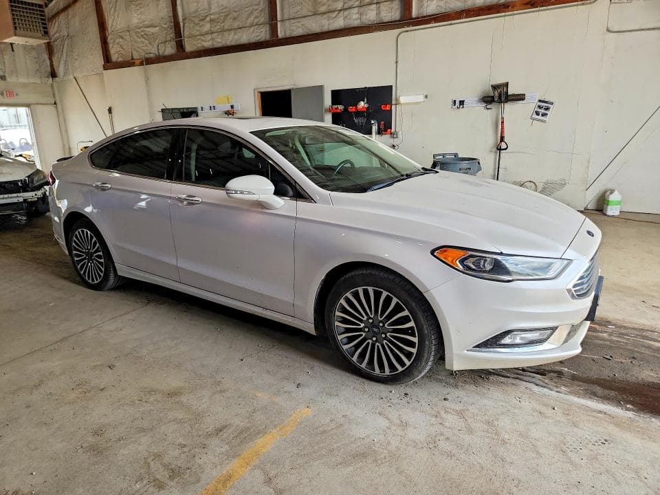 2017 FORD FUSION SE 4