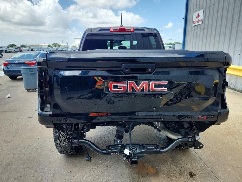2025 GMC CANYON AT4 6
