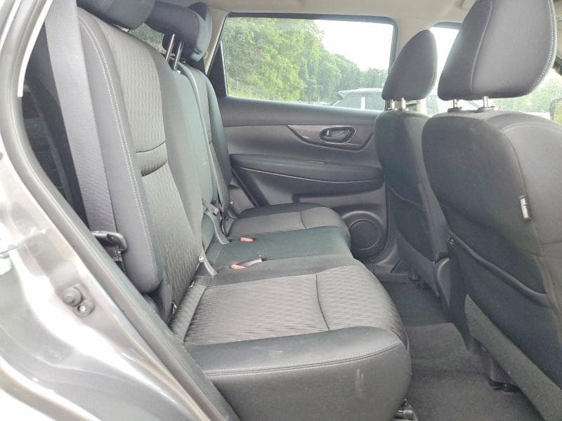 2019 NISSAN ROGUE S 11