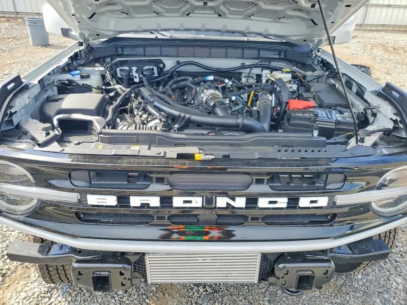 2026 FORD BRONCO OUTER BANKS 11