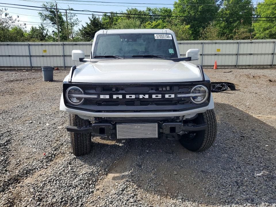 2026 FORD BRONCO OUTER BANKS 5