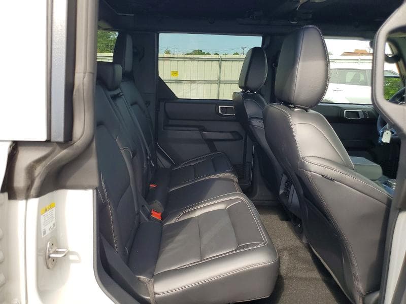 2026 FORD BRONCO OUTER BANKS 10