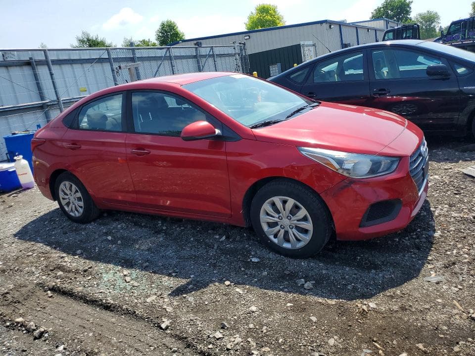 2018 HYUNDAI ACCENT SE 4