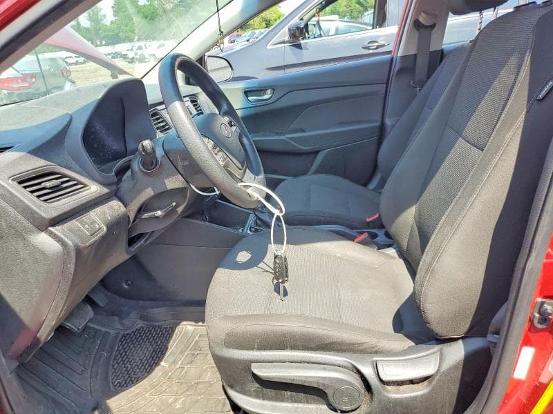 2018 HYUNDAI ACCENT SE 7