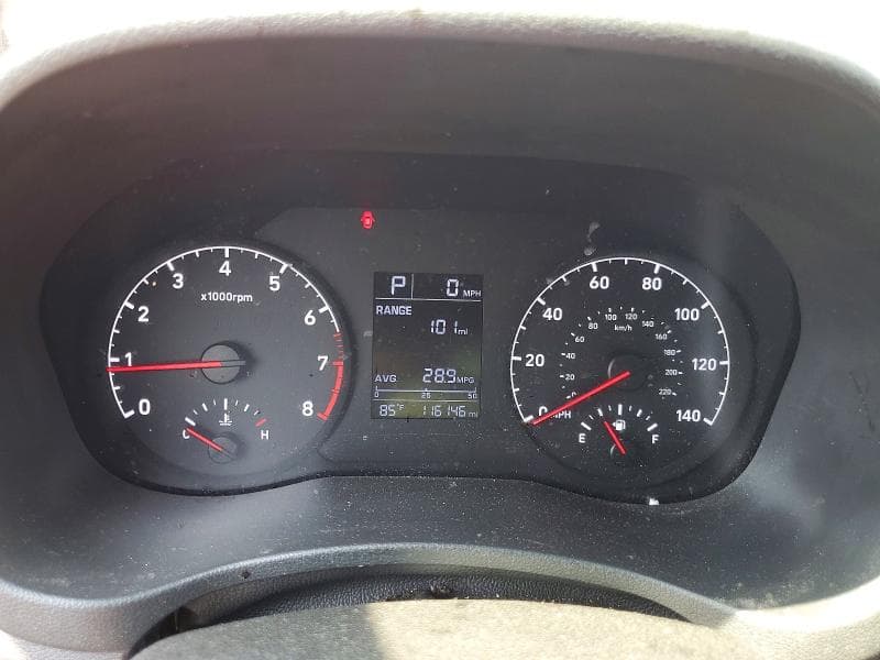 2018 HYUNDAI ACCENT SE 9