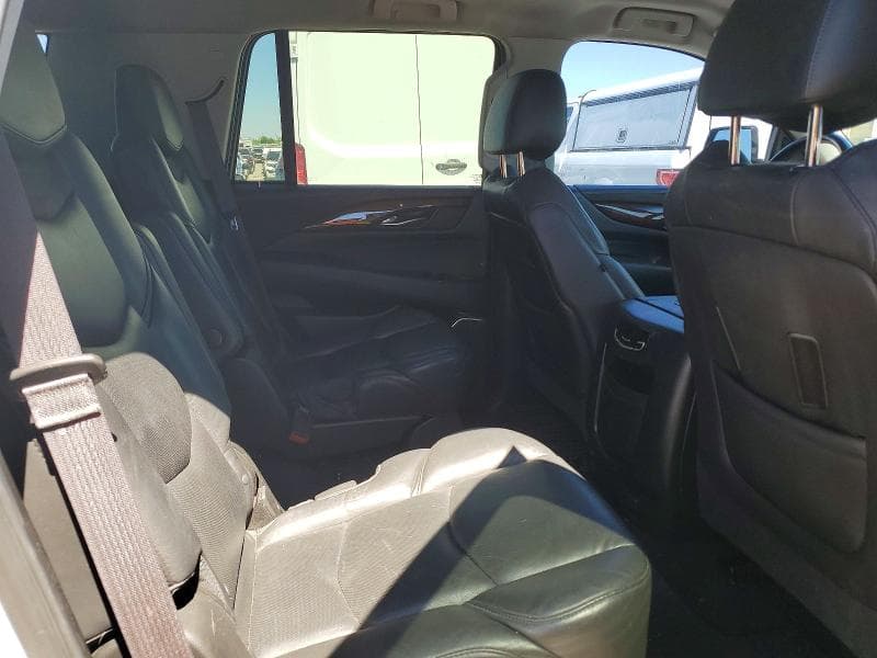 2017 CADILLAC ESCALADE 11