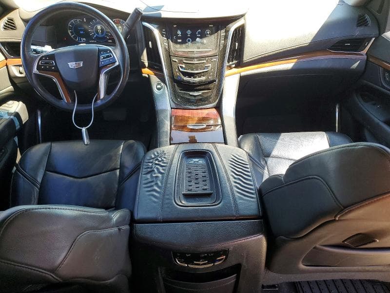 2017 CADILLAC ESCALADE 8