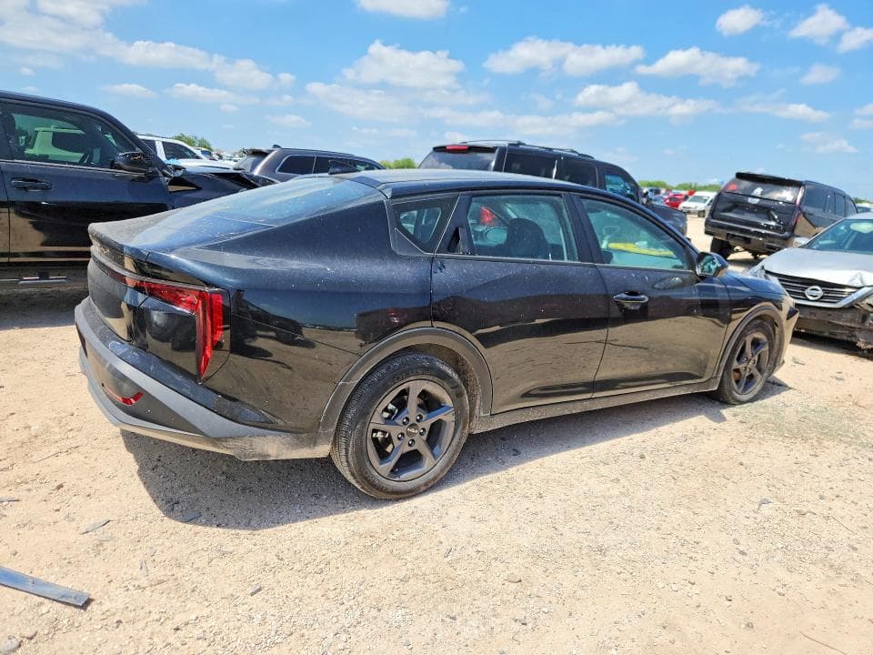 2025 KIA K4 LXS 3