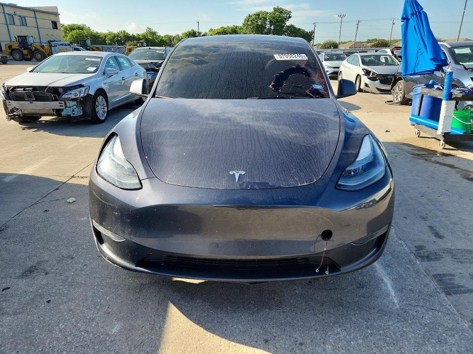 2023 TESLA MODEL Y 5