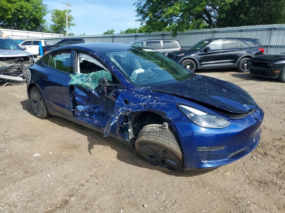 2023 TESLA MODEL 3 4