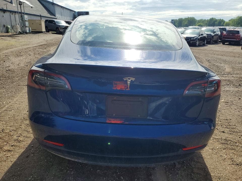 2023 TESLA MODEL 3 6