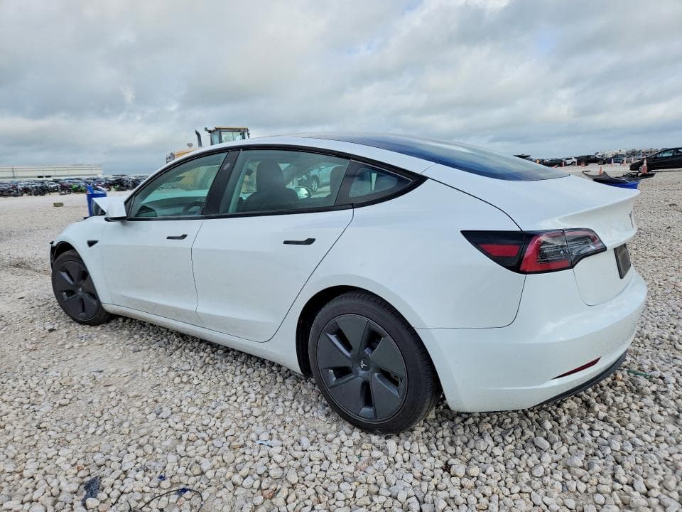 2023 TESLA MODEL 3 2