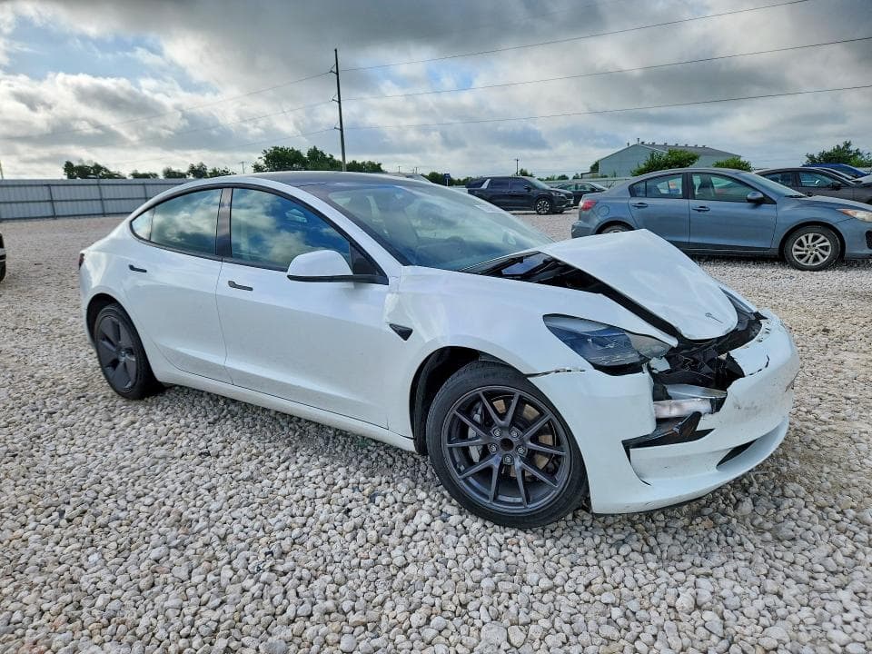 2023 TESLA MODEL 3 4