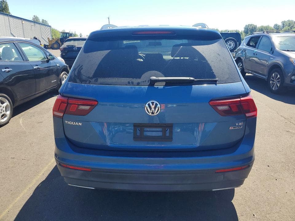 2018 VOLKSWAGEN TIGUAN S 6