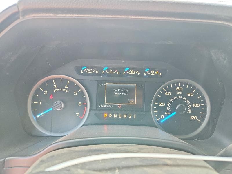 2017 FORD F150 SUPERCREW 9