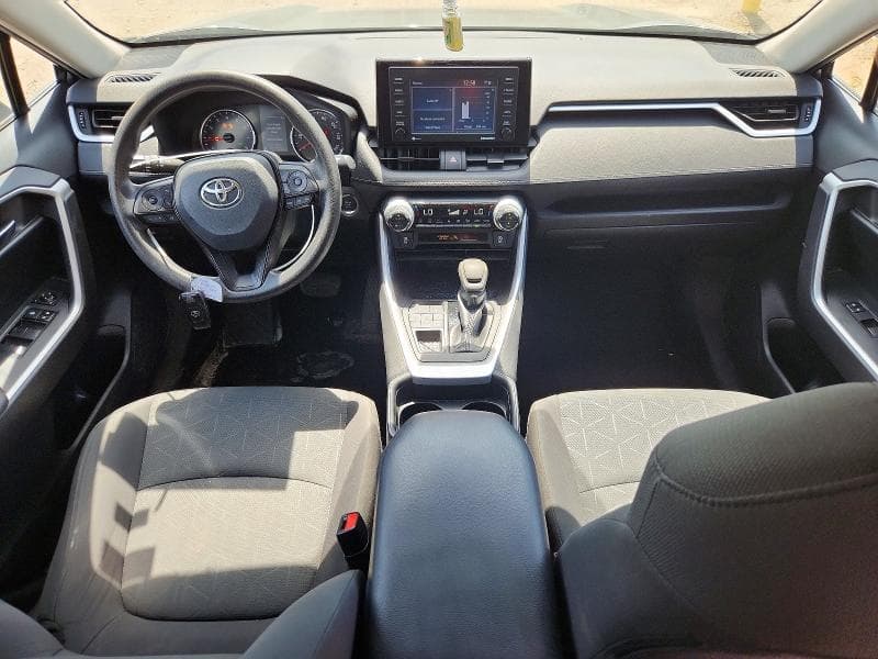 2021 TOYOTA RAV4 XLE XLE 8
