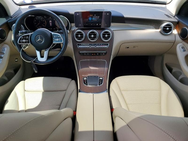 2022 MERCEDES-BENZ GLC 300 4MATIC 8