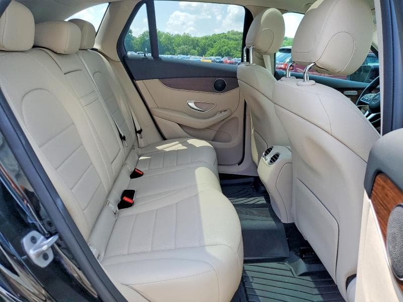 2022 MERCEDES-BENZ GLC 300 4MATIC 10