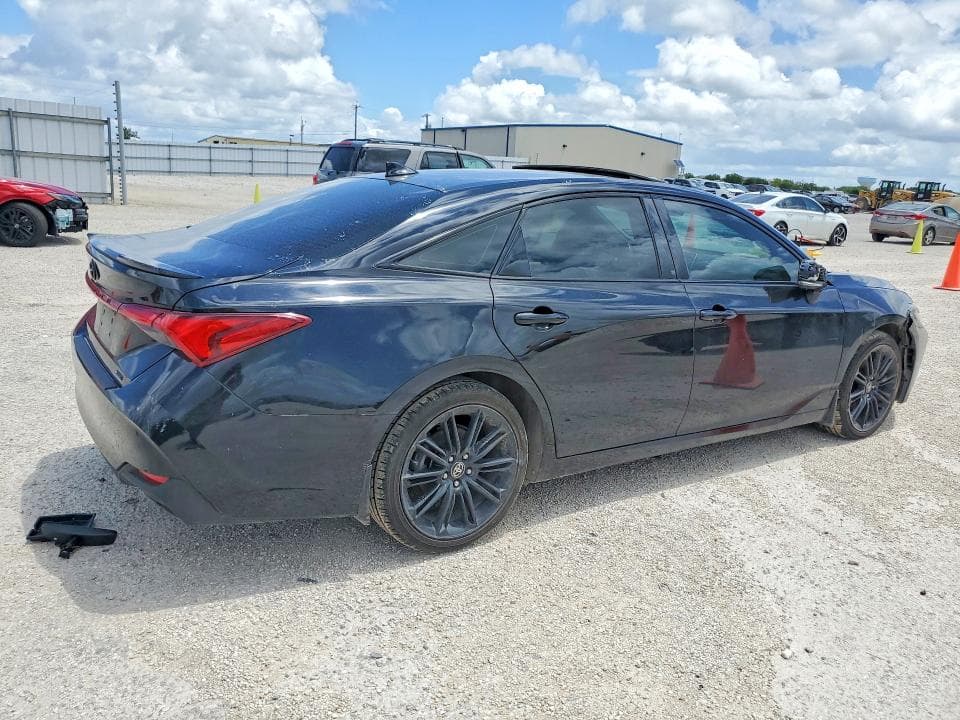 2022 TOYOTA AVALON NIGHT SHADE 3