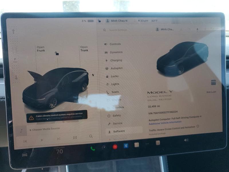 2026 TESLA MODEL Y 9