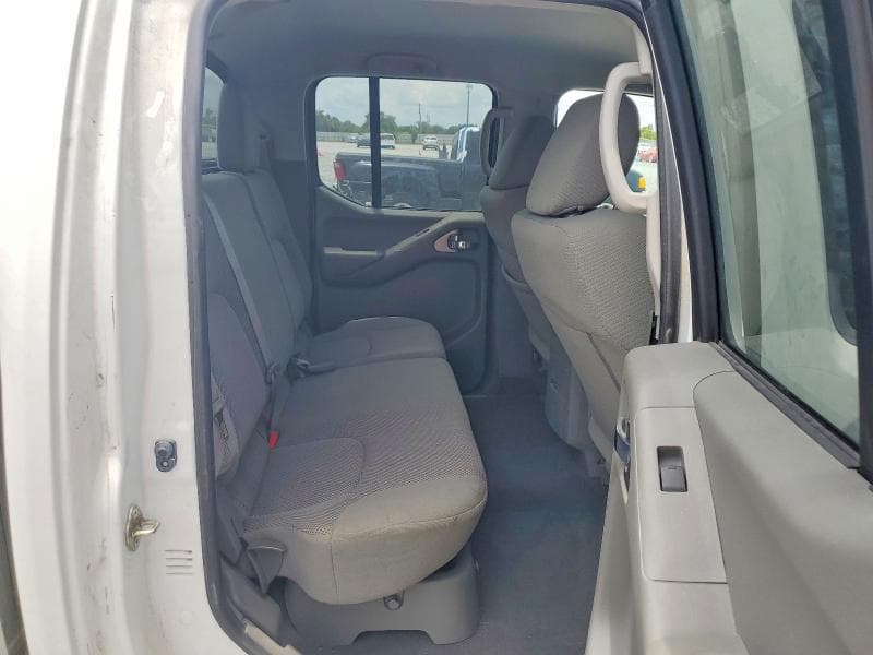 2019 NISSAN FRONTIER SV 10