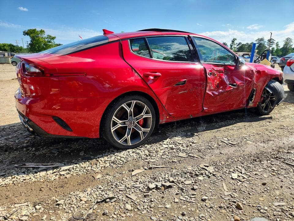 2018 KIA STINGER GT2 3