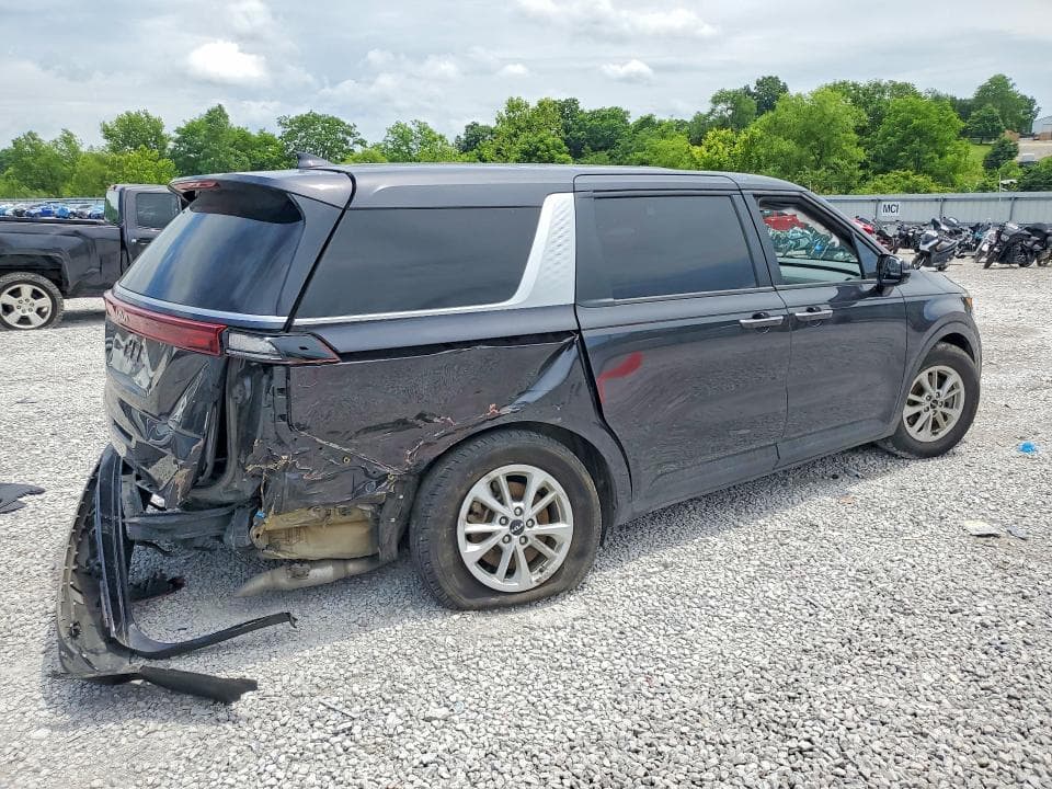 2023 KIA CARNIVAL LX 3