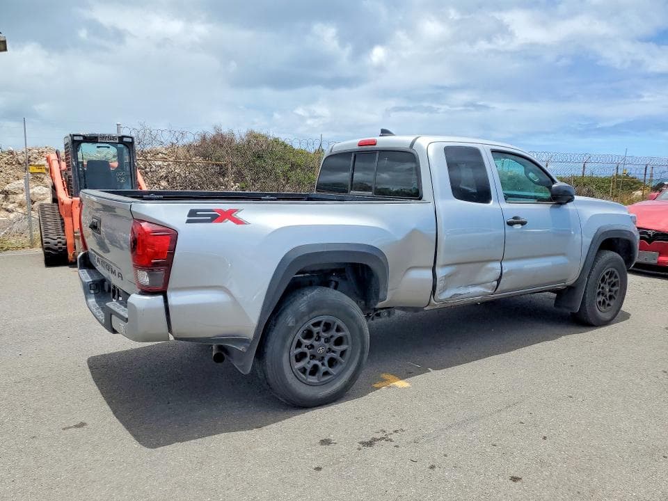 2022 TOYOTA TACOMA SR SR 3