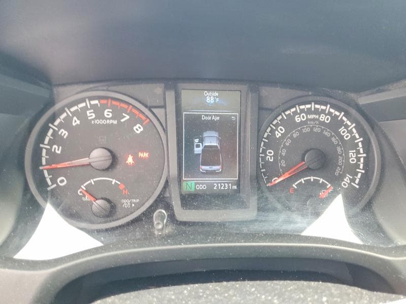 2022 TOYOTA TACOMA SR SR 9