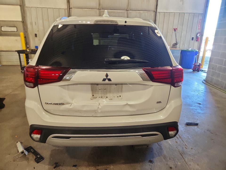 2020 MITSUBISHI OUTLANDER SE 6