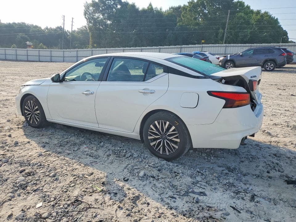 2024 NISSAN ALTIMA SV 2