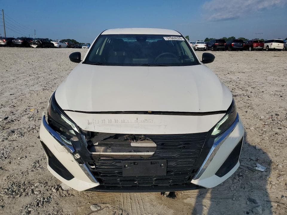 2024 NISSAN ALTIMA SV 5