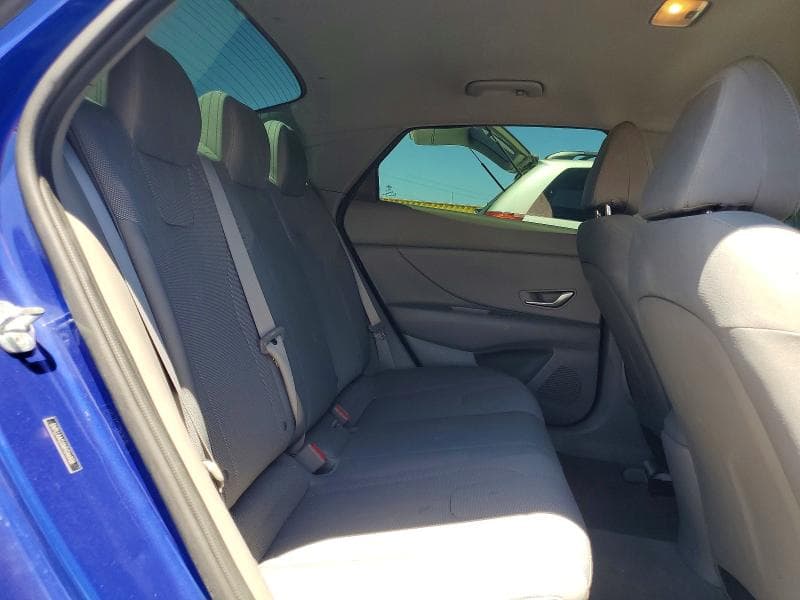 2021 HYUNDAI ELANTRA SE SE 10