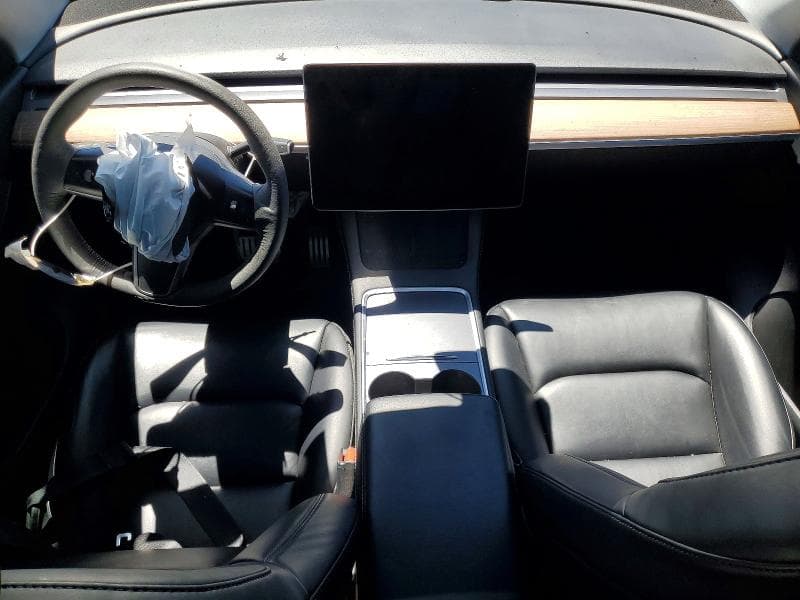 2022 TESLA MODEL Y 8