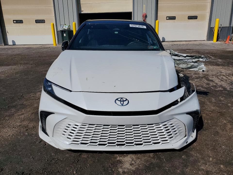 2025 TOYOTA CAMRY XSE 5