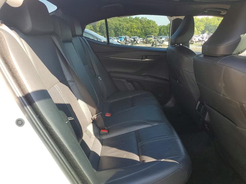 2025 TOYOTA CAMRY XSE 10