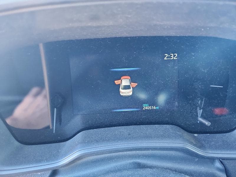 2022 TOYOTA COROLLA LE 9