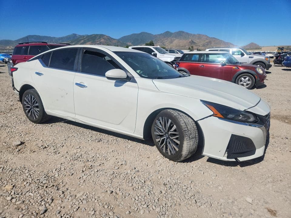 2023 NISSAN ALTIMA SV SV 4