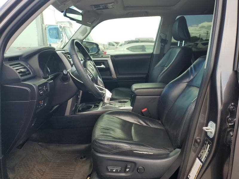 2017 TOYOTA 4RUNNER SR5 7