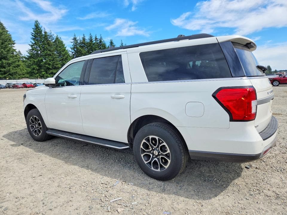 2023 FORD EXPEDITION MAX XLT 2