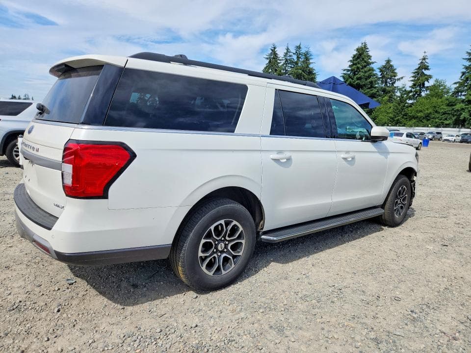 2023 FORD EXPEDITION MAX XLT 3