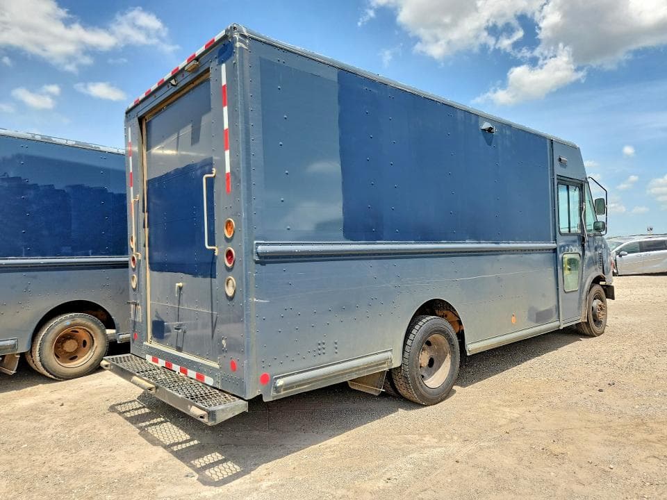 2021 FORD F59 DELIVERY TRUCK 3